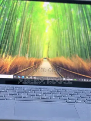 New Laptop Microsoft Surface 8GB Intel Core I5 SSD 512GB