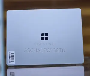 New Laptop Microsoft Surface 8GB Intel Core I5 SSD 512GB