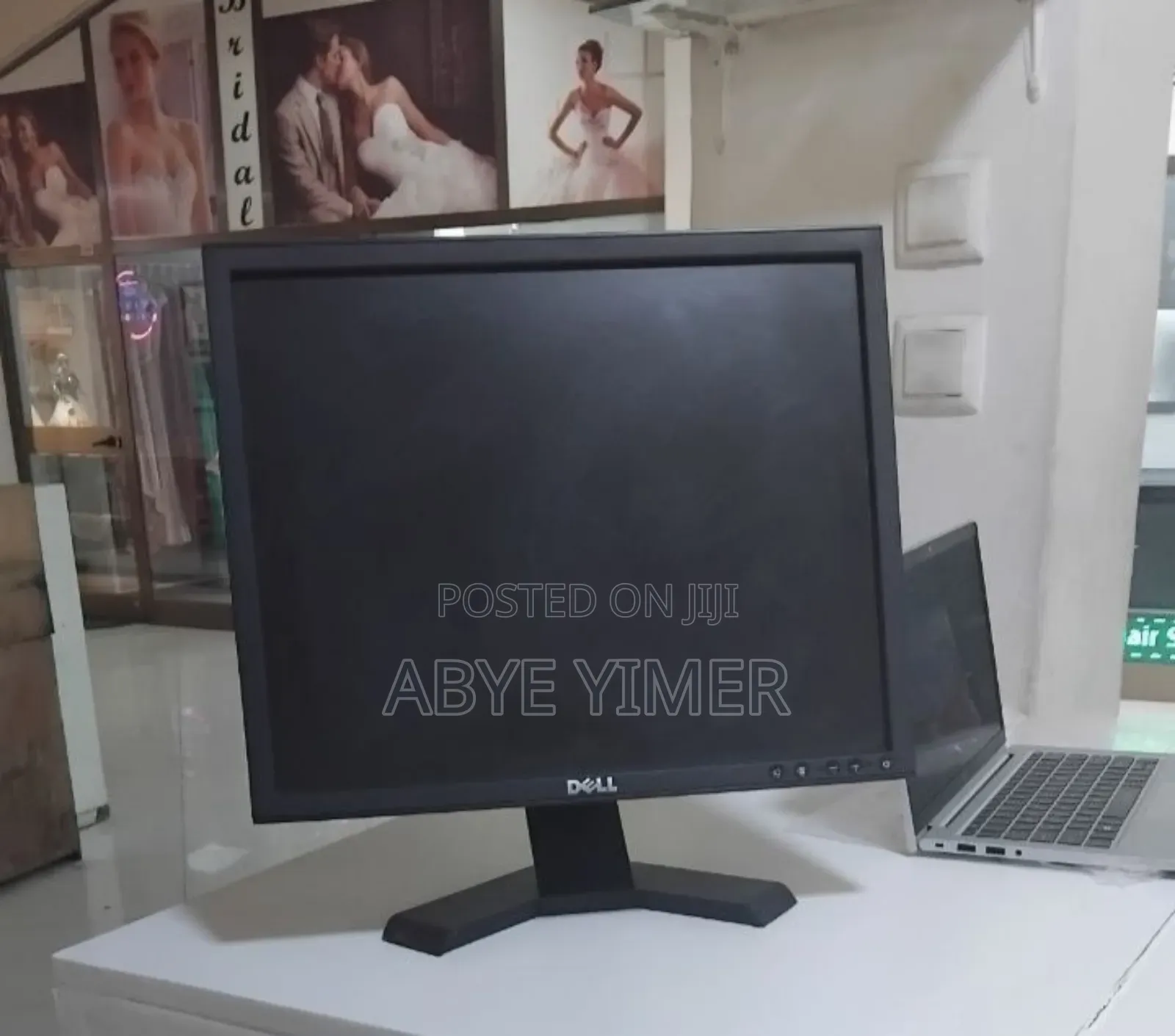 Dell 19 Inch Moniter Dell 19" Inch Monitor With Frame Price