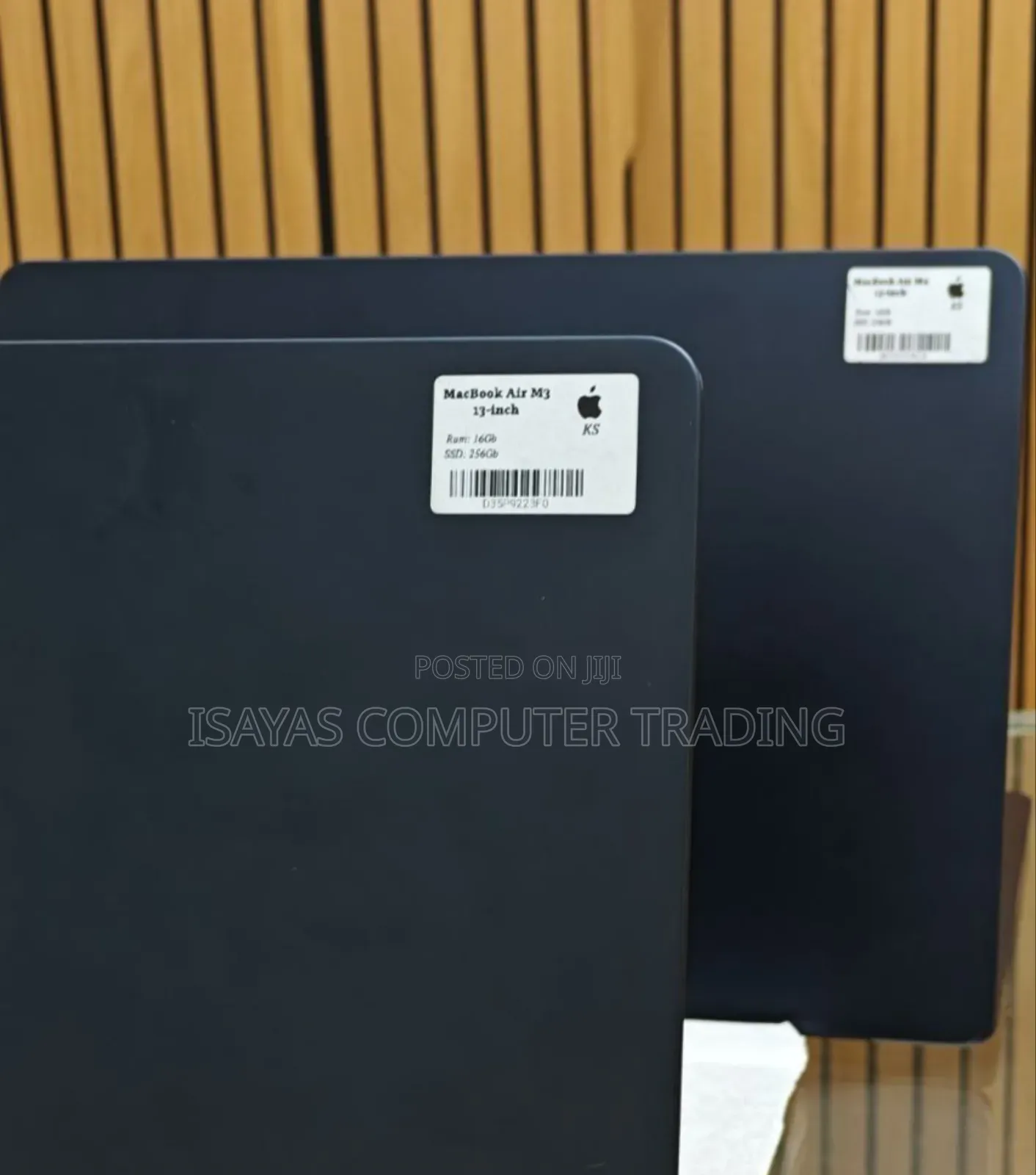 New Laptop Apple MacBook Air 16GB SSD 256GB