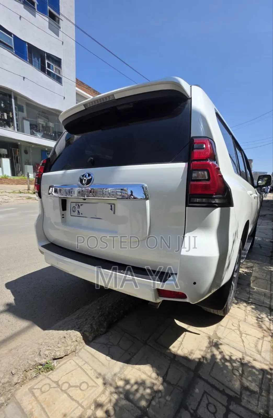 Toyota Land Cruiser 2020 White