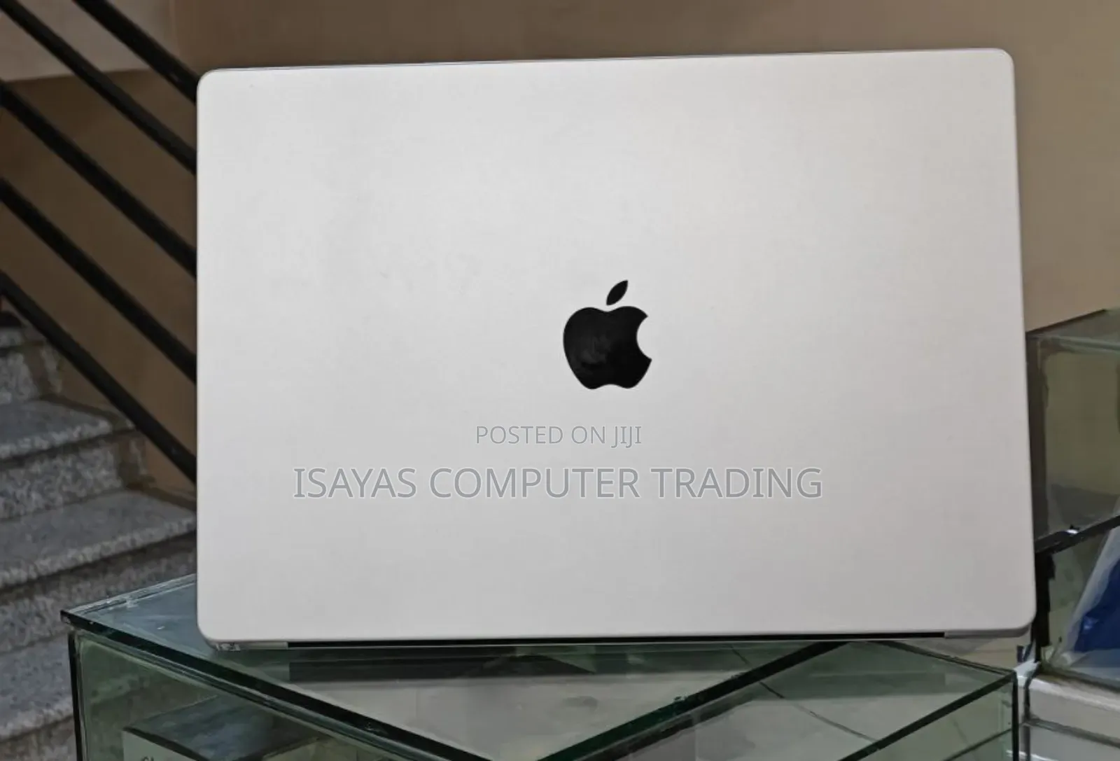 New Laptop Apple MacBook Pro M1 16GB SSD 1T