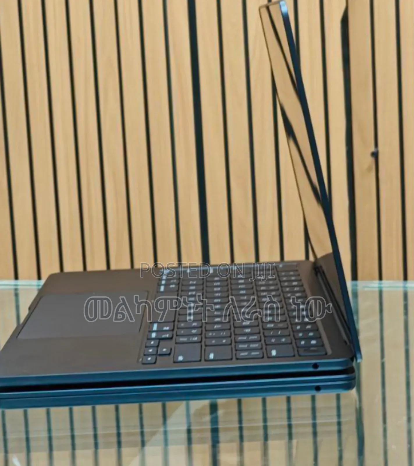 New Laptop Apple MacBook Air 2024 M3 13-Inch 8GB Apple M3 SSD 256GB