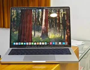 New Laptop Apple MacBook Pro M1 16GB Apple M1 Pro SSD 1T