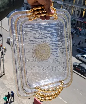 High Class Acrylic 3pc Tray ( ለፍራፍሬ፣ ለ መጠጥ እና ሌሎች ምግቦች ለማቅረብ የሚፈለግ )