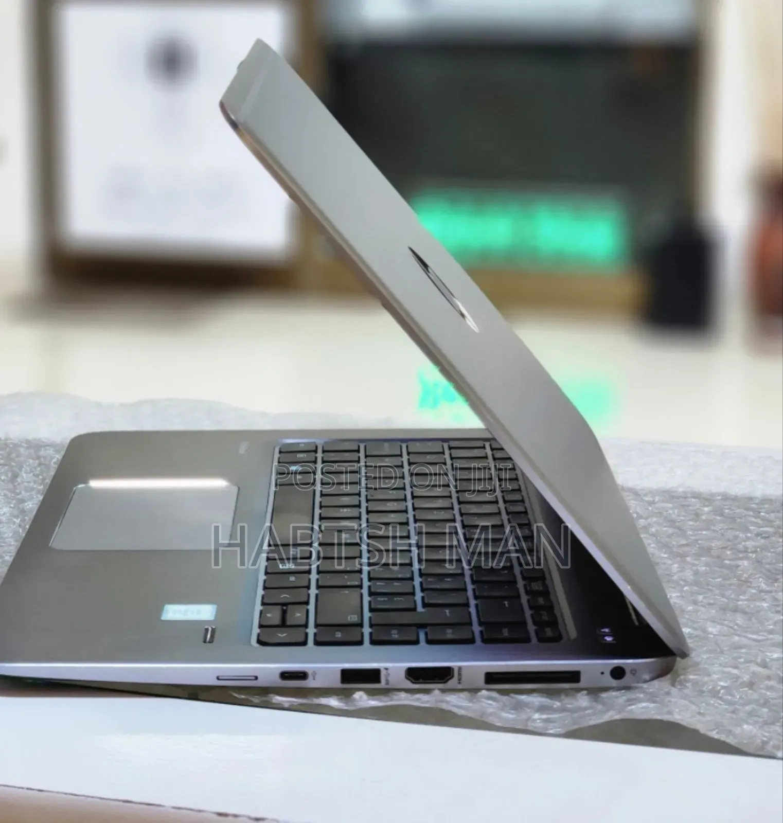 New Laptop HP EliteBook Folio 1040 G3 8GB Intel Core I5 SSD 256GB