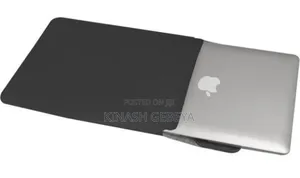 Camden Laptop Sleeve With 15watt Wireless Charger