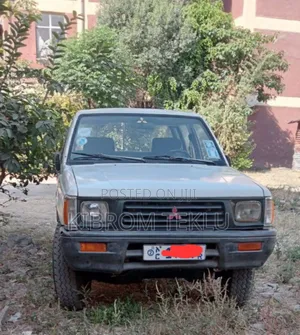 Mitsubishi L200 Double Cab 2.4 4WD 1998 White