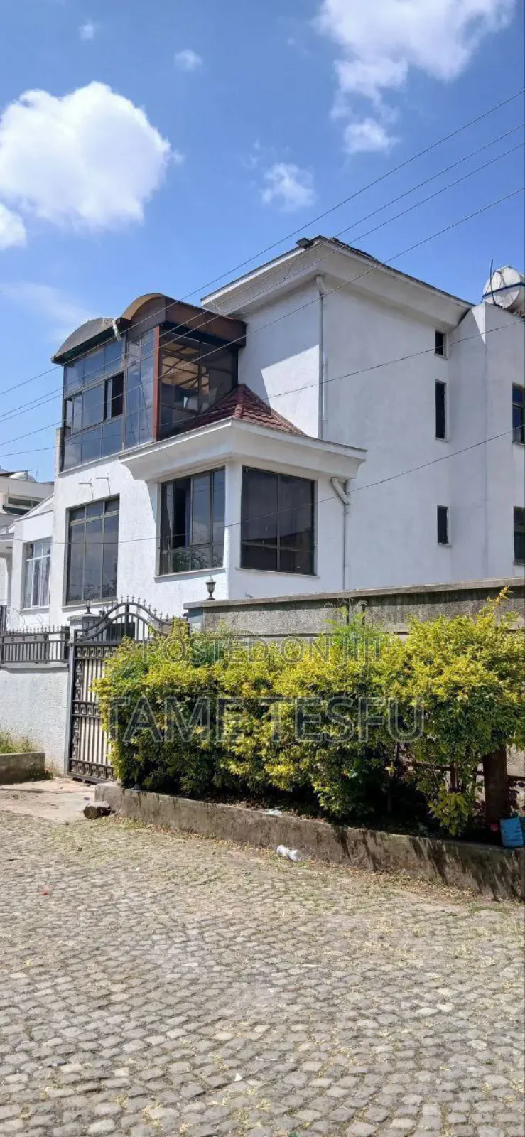 Furnished 8bdrm House in ፍጋ ኮፓዉንድ ዉስጥ, Bole for sale