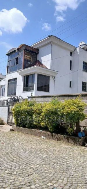 Furnished 8bdrm House in ፍጋ ኮፓዉንድ ዉስጥ, Bole for sale
