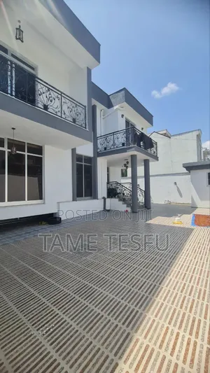 Furnished 6bdrm House in ሀያት ኮፓዉንድ, Bole for sale