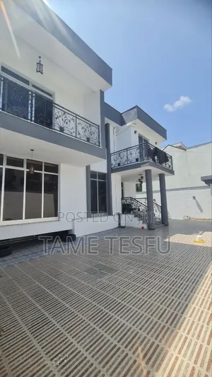 Furnished 6bdrm House in ሀያት ኮፓዉንድ, Bole for sale