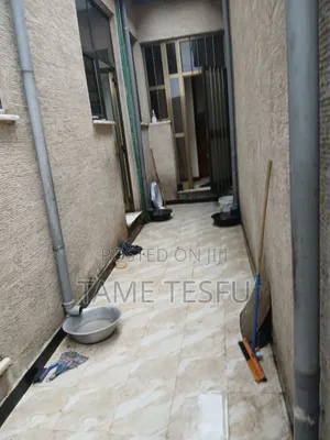 Furnished 3bdrm House in ጎሮ, Bole for sale