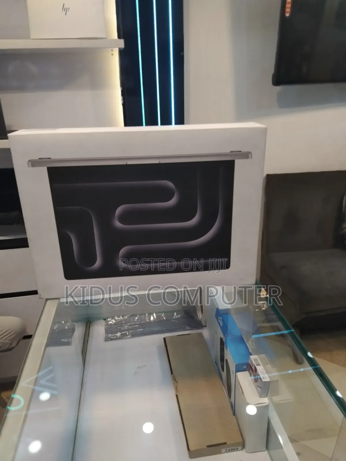 New Apple MacBook Pro 2024 M4 Pro 16-Inch 24GB Apple M4 SSD 512GB