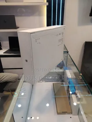 New Apple MacBook Pro 2024 M4 Pro 16-Inch 24GB Apple M4 SSD 512GB