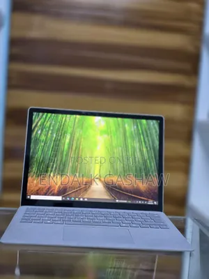 New Laptop Microsoft Surface 8GB Intel Core I5 SSD 512GB
