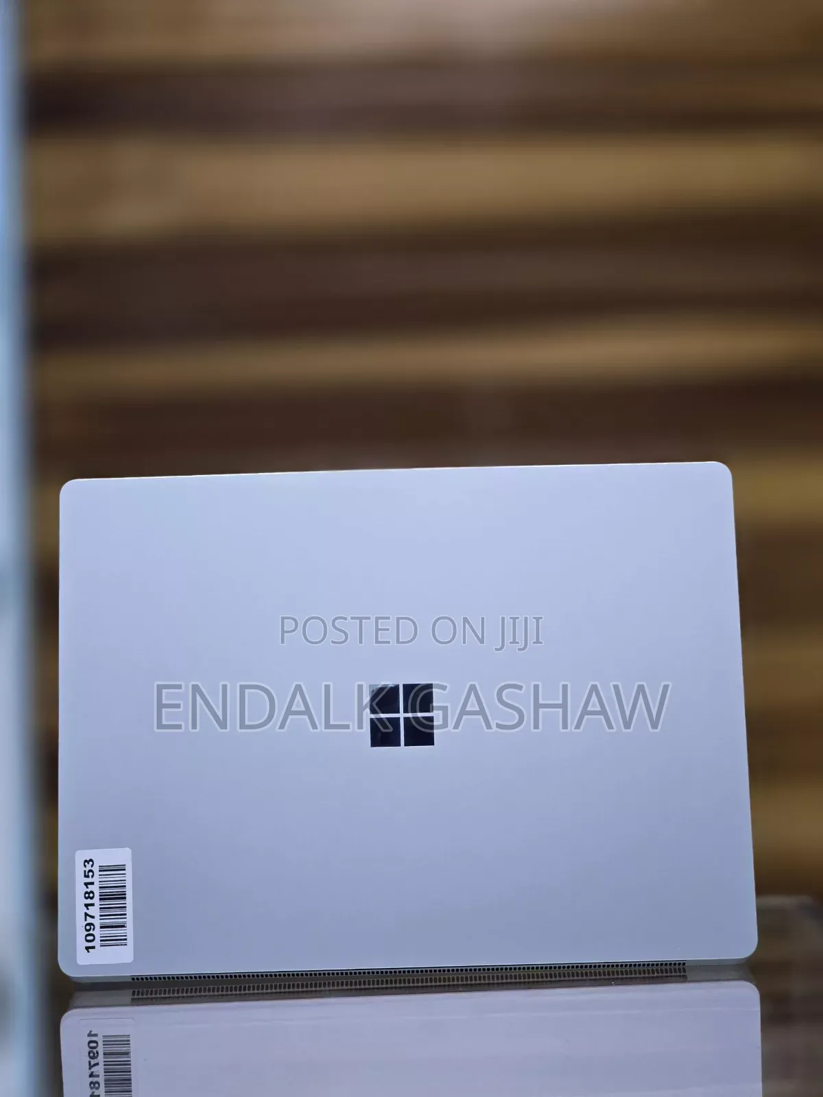 New Laptop Microsoft Surface 8GB Intel Core I5 SSD 512GB