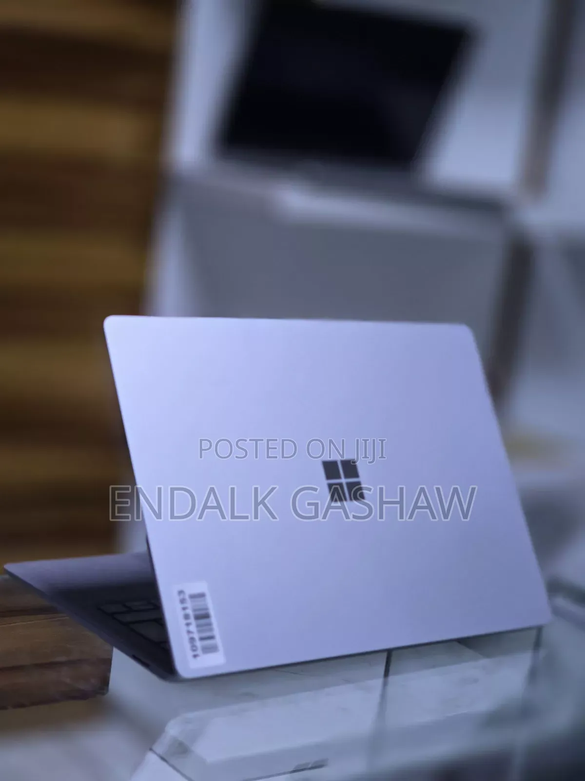 New Laptop Microsoft Surface 8GB Intel Core I5 SSD 512GB
