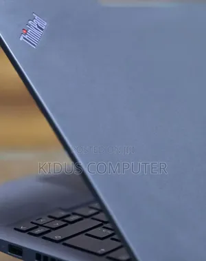 New Laptop Lenovo ThinkPad T14 16GB Intel Core I7 SSD 512GB