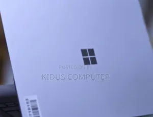 New Laptop Microsoft Surface 8GB Intel Core I5 SSD 512GB