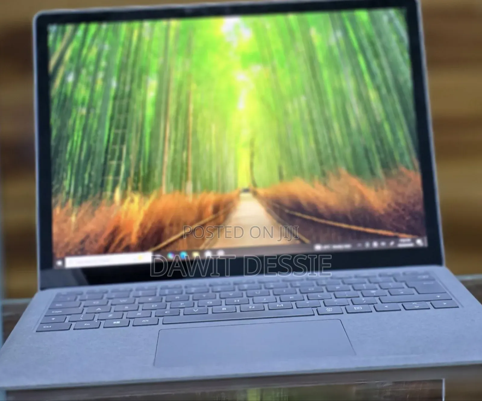 New Laptop Microsoft Surface 8GB Intel Core I5 SSD 512GB