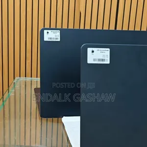 New Laptop Apple MacBook Air 2024 M3 13-Inch 16GB Apple M3 SSD 256GB