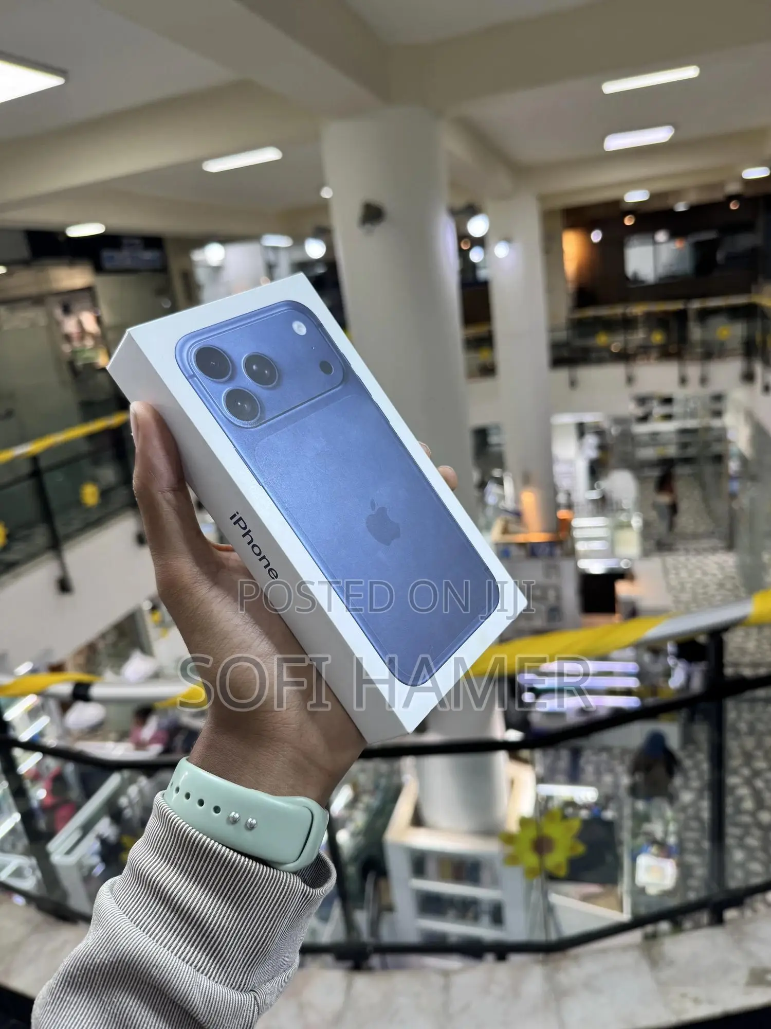 New Apple iPhone 17 Pro Max 256 GB Blue