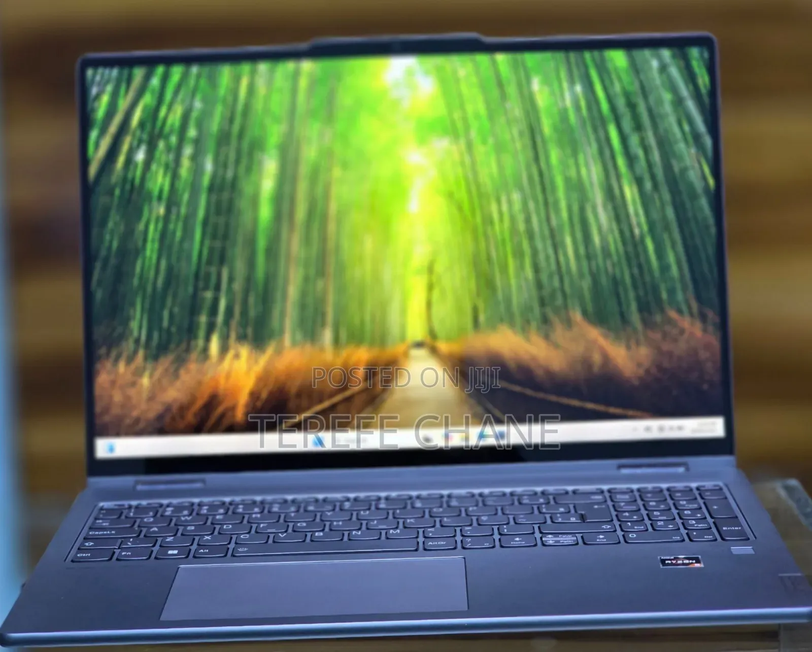 New Laptop Lenovo Yoga 7i 32GB Intel Core I7 SSD 512GB