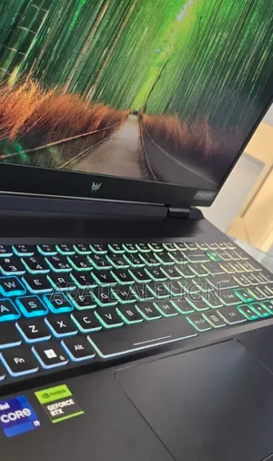 New Laptop Acer Predator Helios 300 16GB Intel Core I9 SSD 1T