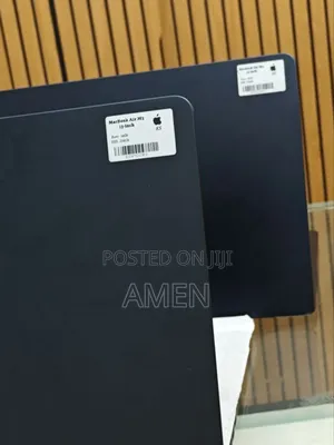 New Laptop Apple MacBook 16GB Intel Core M3 SSD 256GB