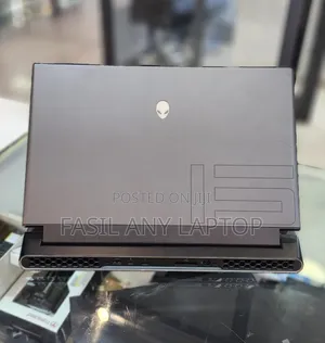 Laptop Dell Alienware M15 R6 16GB Intel Core I7 SSD 512GB