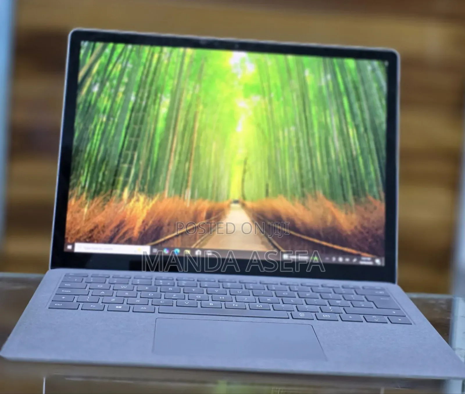 New Laptop Microsoft Surface 8GB Intel Core I5 SSD 512GB