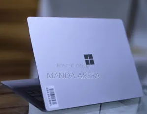 New Laptop Microsoft Surface 8GB Intel Core I5 SSD 512GB