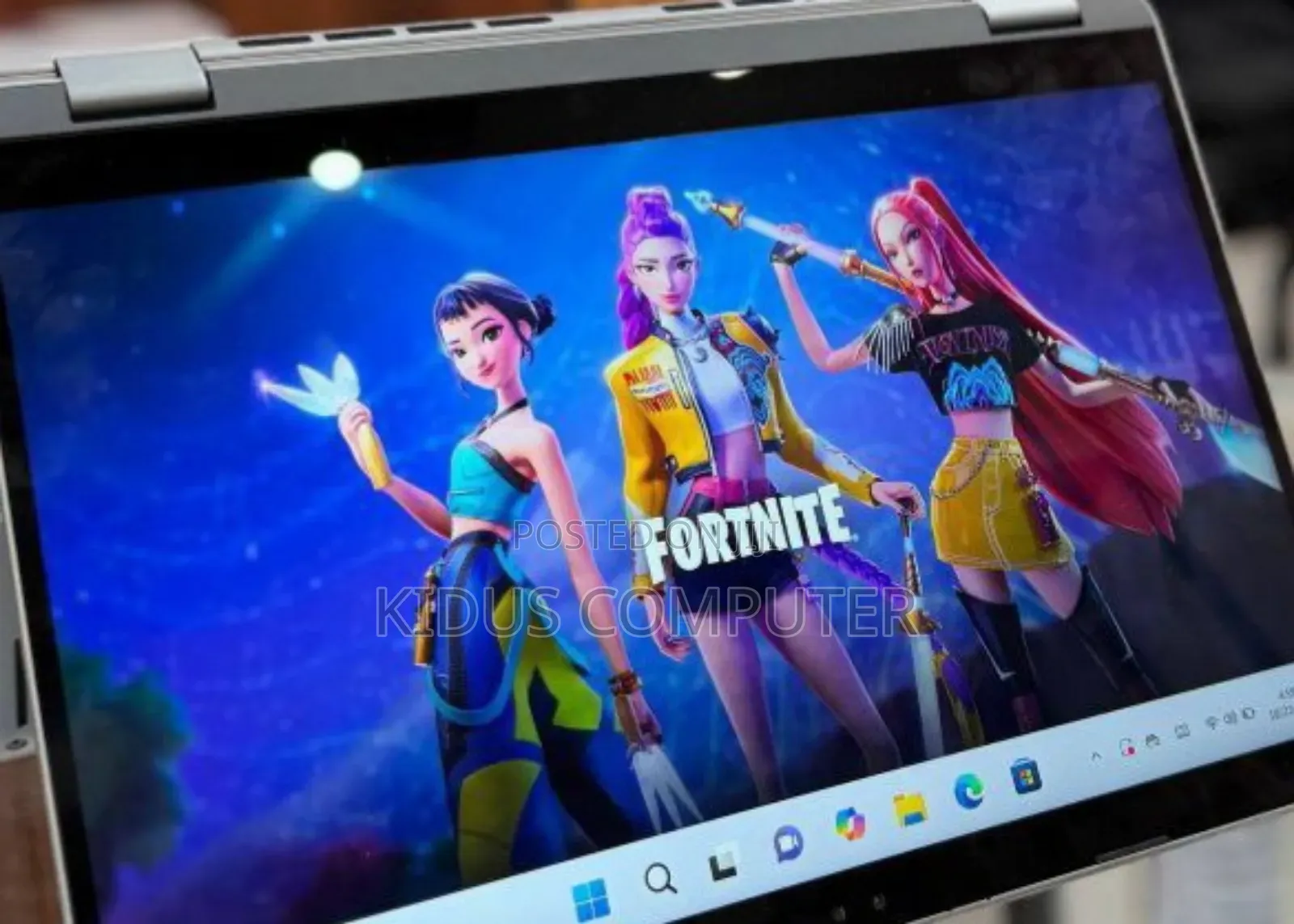 New Laptop Dell Latitude 5340 16GB Intel Core I7 SSD 512GB