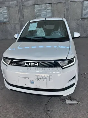 Photo - New Car 2025 White