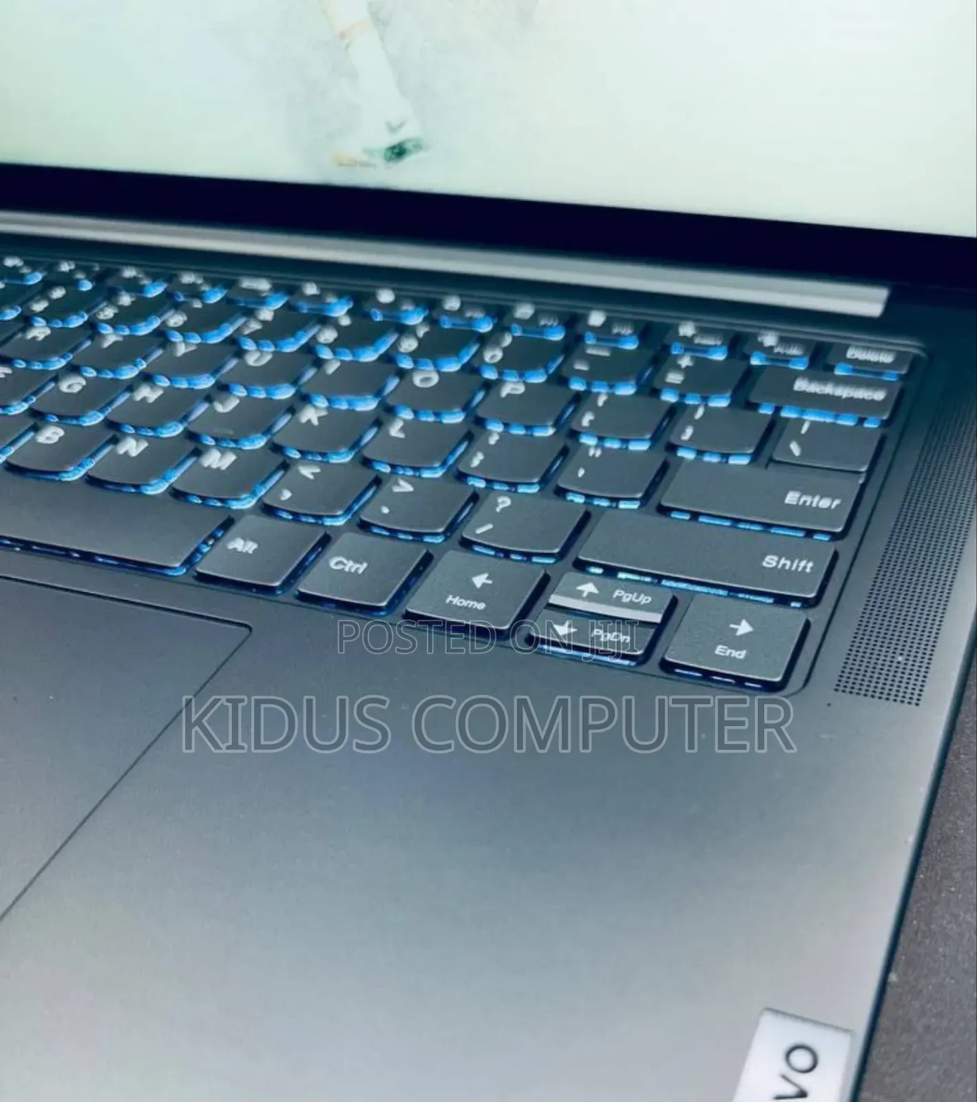 New Laptop Lenovo 16GB AMD Ryzen 7 SSD 1T