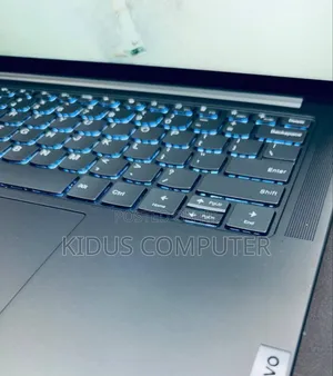 New Laptop Lenovo 16GB AMD Ryzen 7 SSD 1T