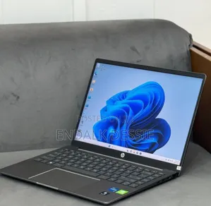 New Laptop HP Pavilion TouchSmarT 15 16GB Intel Core I5 SSD 512GB