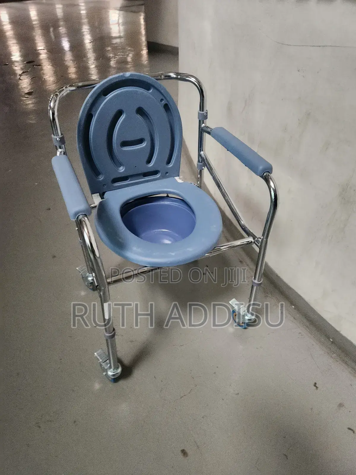 Commode Wheelchair庫侖toilet Wheelchair廟會toilet Wheelchair延誤popo Medical