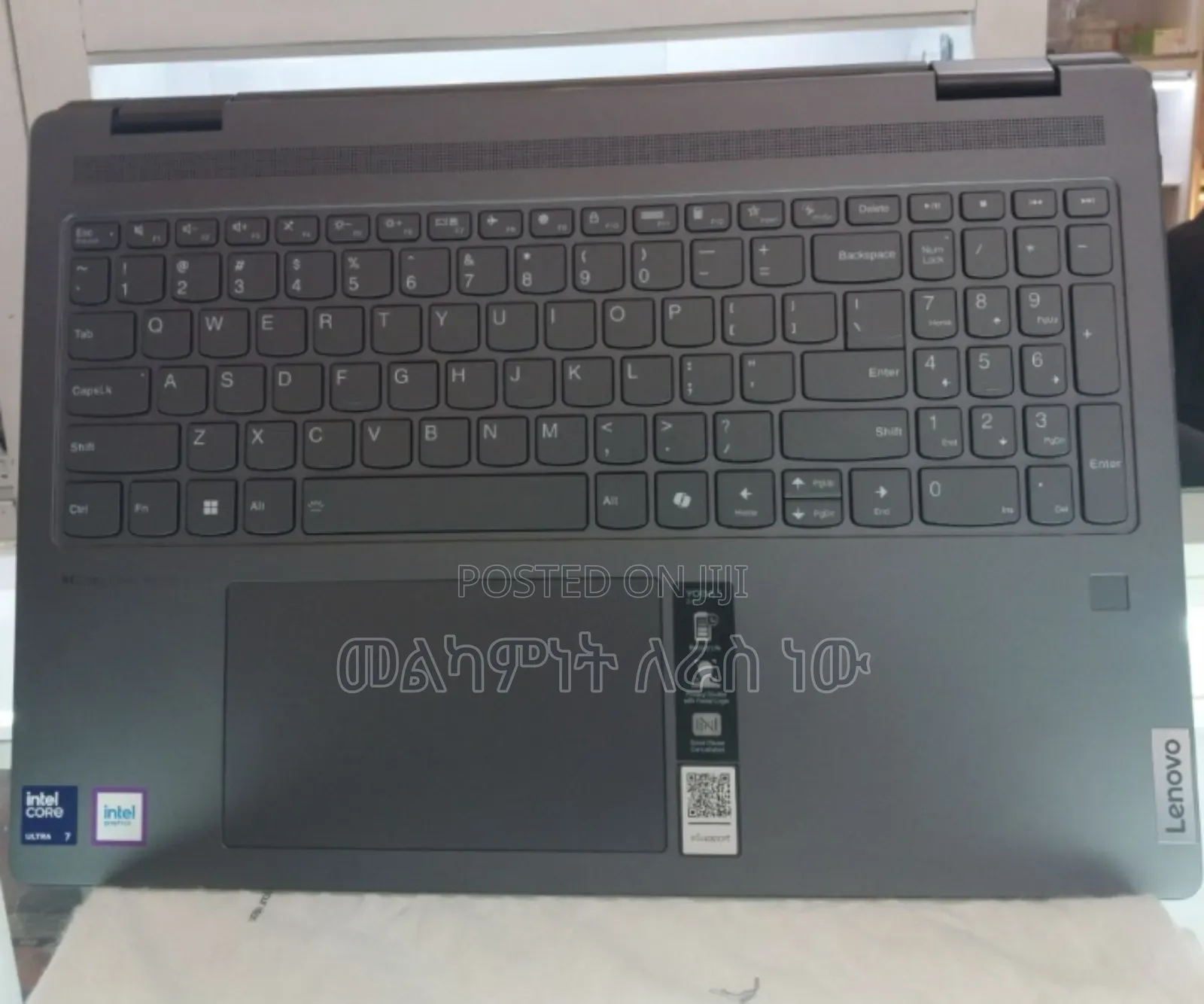 New Laptop Lenovo Yoga 7i 16GB Intel Core Ultra 7 SSD 1T