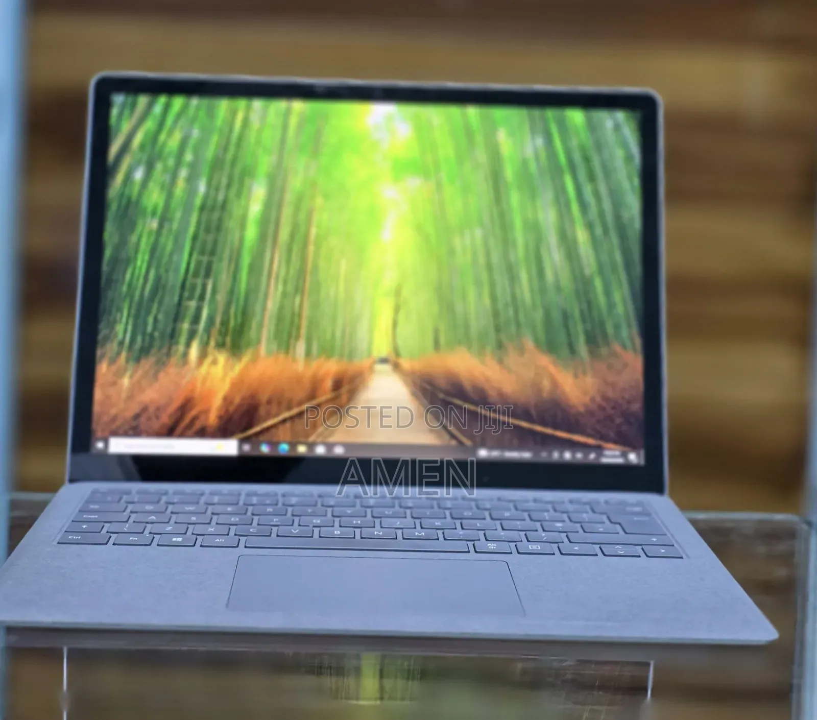 New Laptop Microsoft Surface 8GB Intel Core I5 SSD 512GB