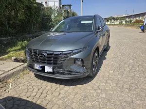 Photo - Hyundai Tucson 2017 Gray