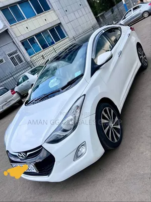 Hyundai Avante 2012 White