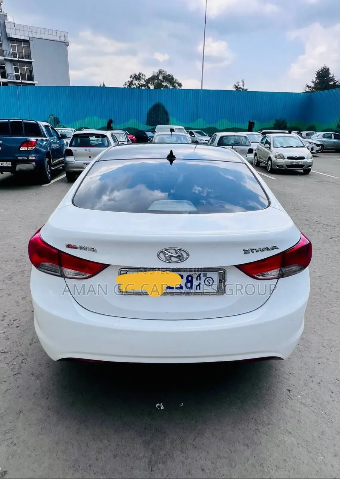 Hyundai Avante 2012 White
