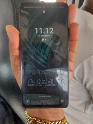 Photo - Samsung Galaxy A51 5G 128 GB Silver