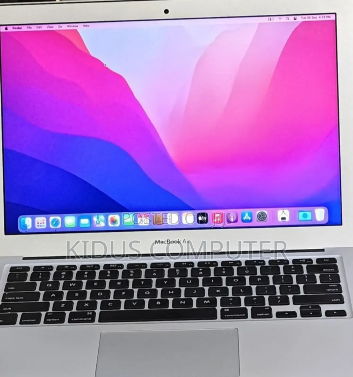 New Laptop Apple MacBook Pro 2019 8GB Intel Core I7 SSD 512GB