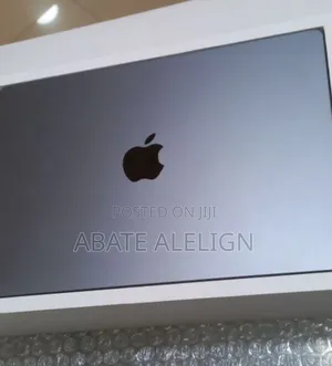 New Laptop Apple MacBook Pro M1 8GB Intel Core M3 SSD 512GB