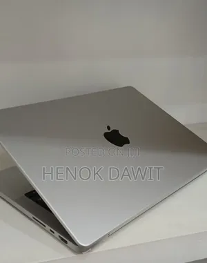 New Laptop Apple MacBook Pro 2021 M1 16GB Apple M1 Pro SSD 1T