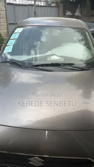 Photo - Suzuki Dzire 2022 Brown