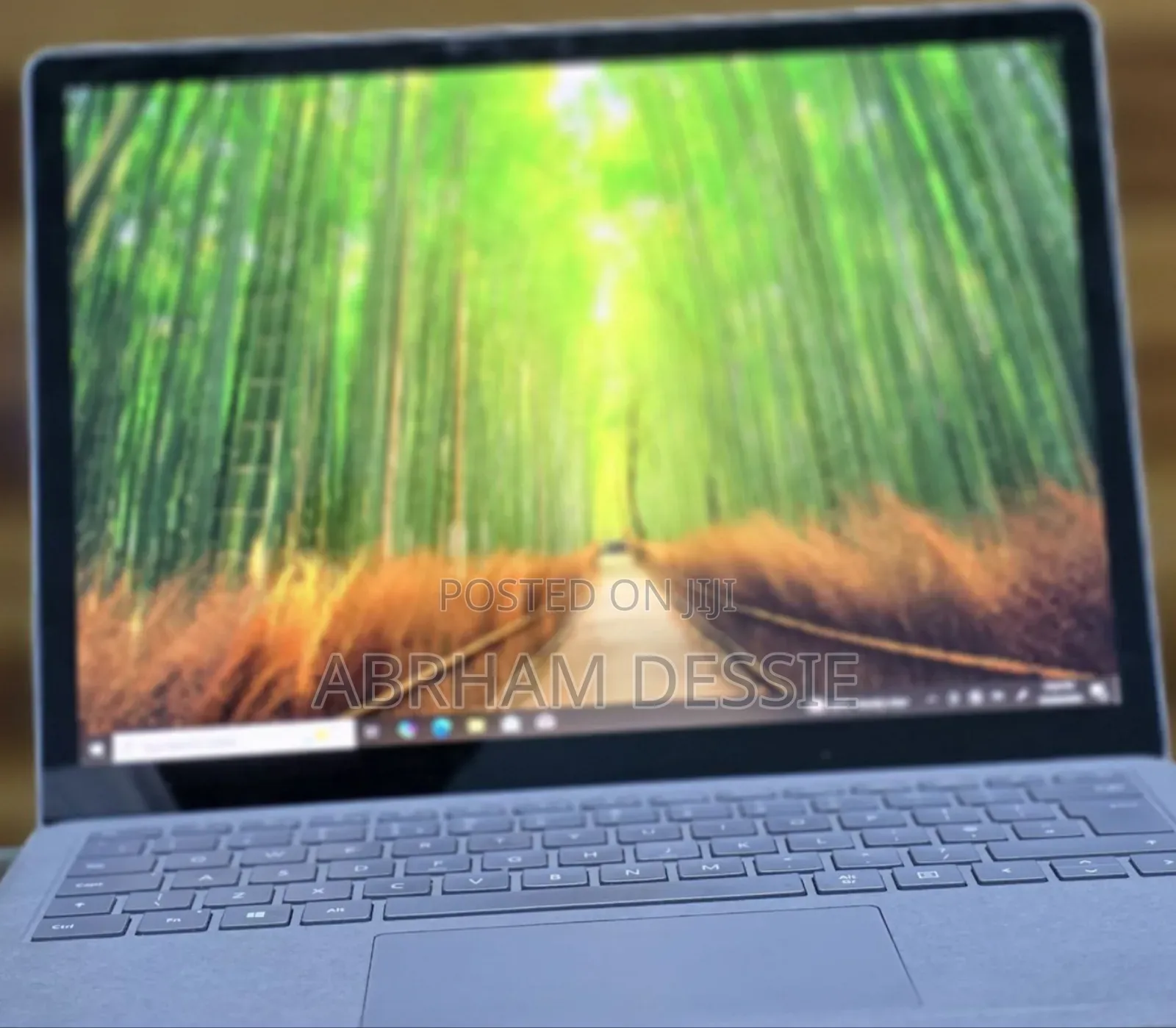 New Laptop Microsoft Surface 8GB Intel Core I5 SSD 512GB